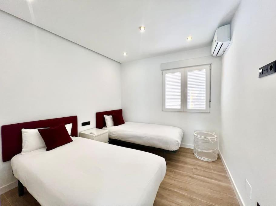 Carrera II & Old Town By Ele Apartments Malaga Zewnętrze zdjęcie